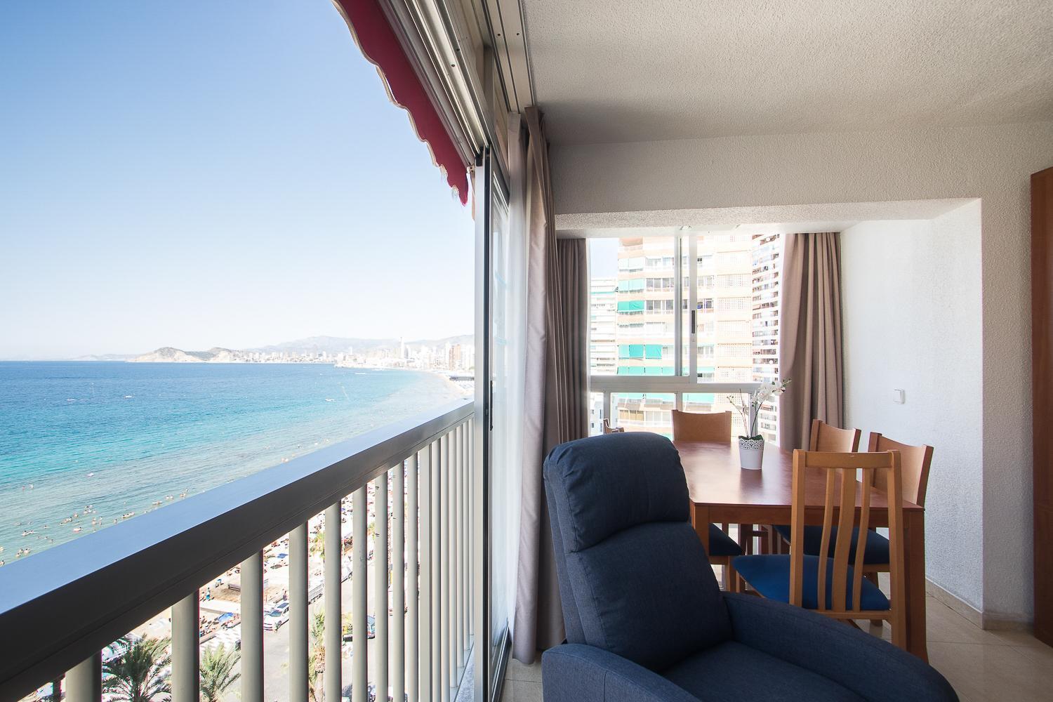 Apartamentos Las Carabelas Benidorm Kültér fotó