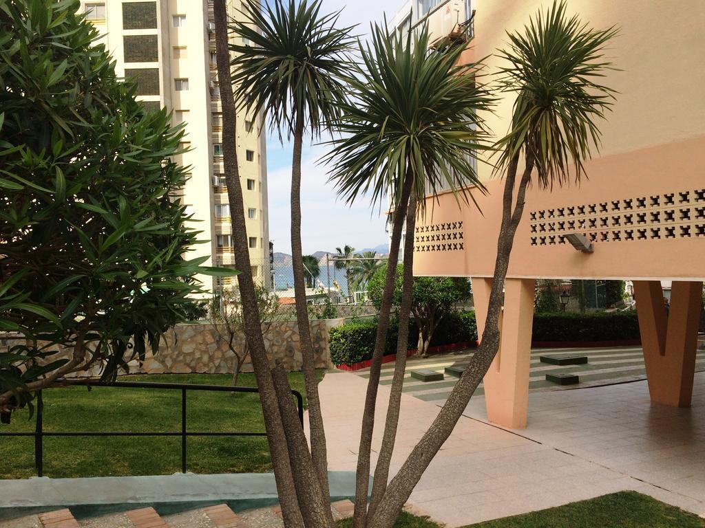 Apartamentos Las Carabelas Benidorm Kültér fotó